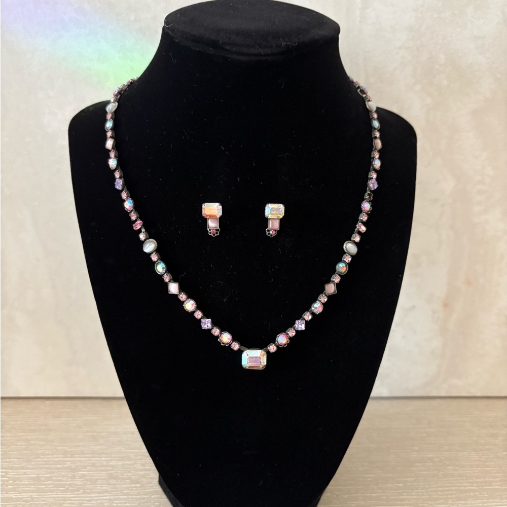 Sorrelli - Swarovski Iridescent Pastel Necklace and Earring Set